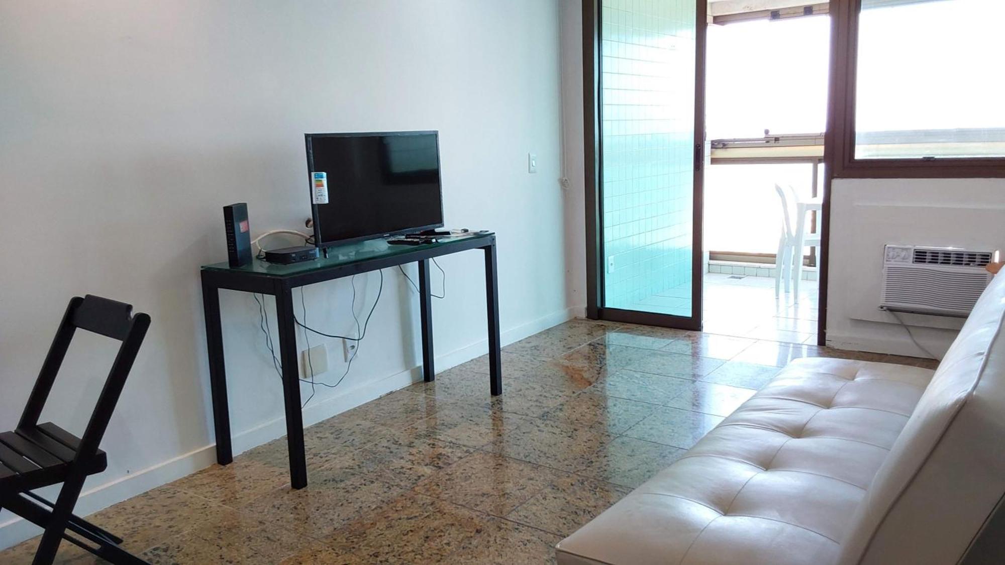 Flat Residencial Da Barra, Piscina E Sauna Aparthotel *